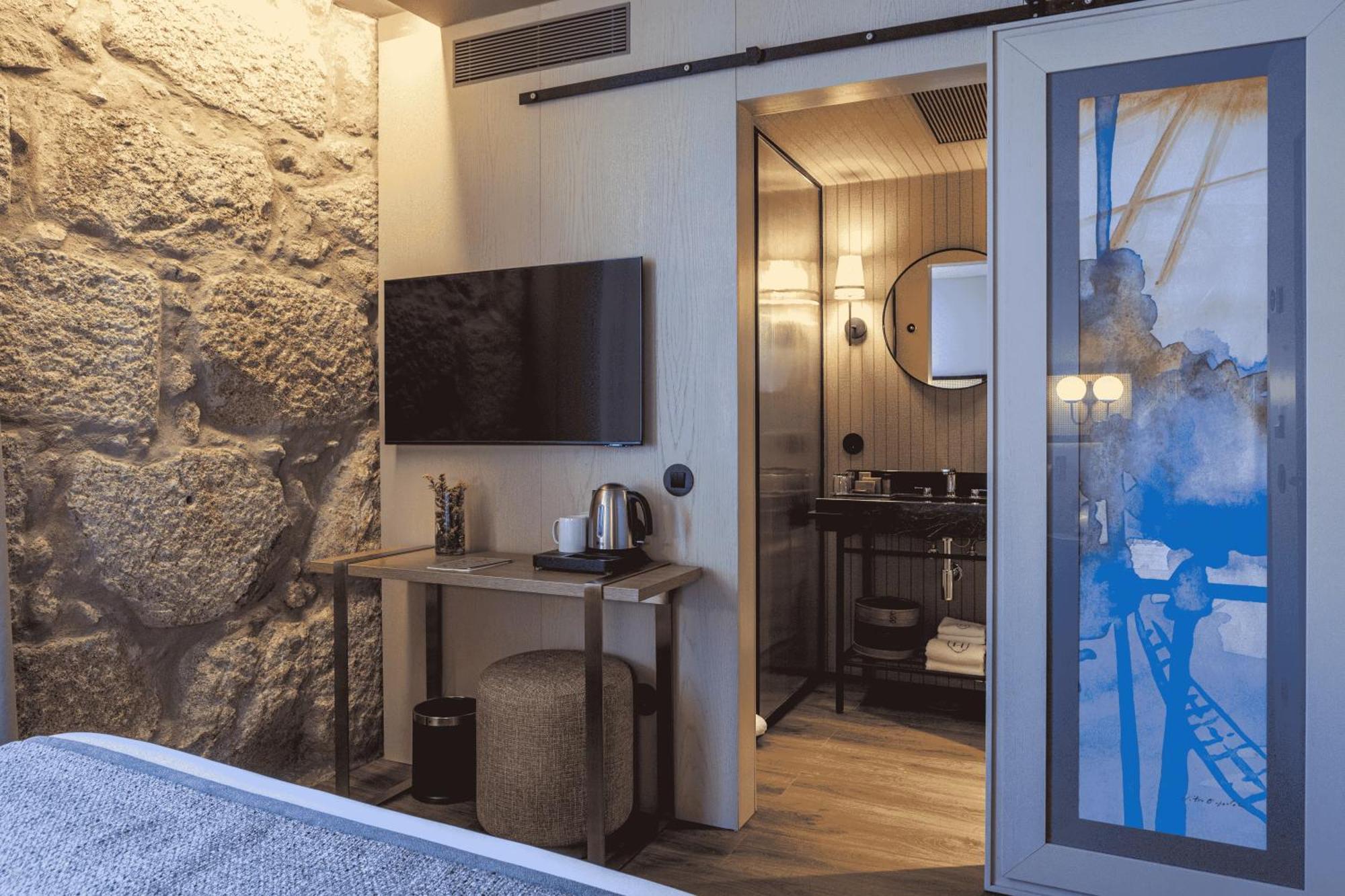 Timbre Virtudes Hotel Порто Екстериор снимка A room at the hotel